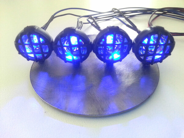 Led Scheinwerfer 4-fach versch. Farben Lichterleiste Traxxas Tamiya Jamara LED´s blau